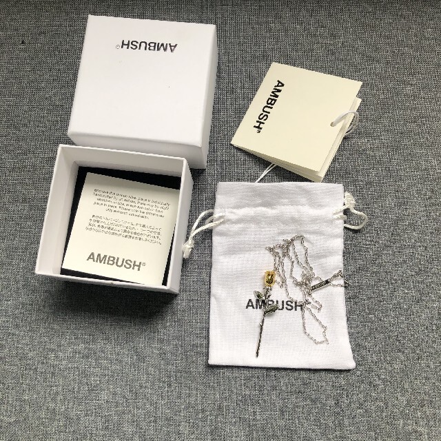 AMBUSH(アンブッシュ)のAMBUSH ROSE CHARM NECKLACE レディースのアクセサリー(ネックレス)の商品写真