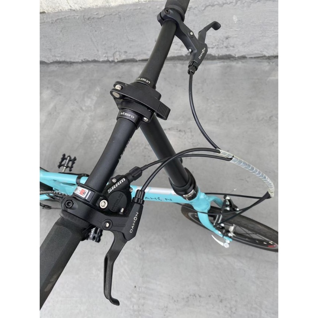 ダホン DAHON VISC D9 9速折りたたみ自転車 カスタム品-