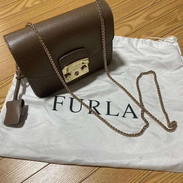 FURLA ショルダーバッグショルダーバッグ