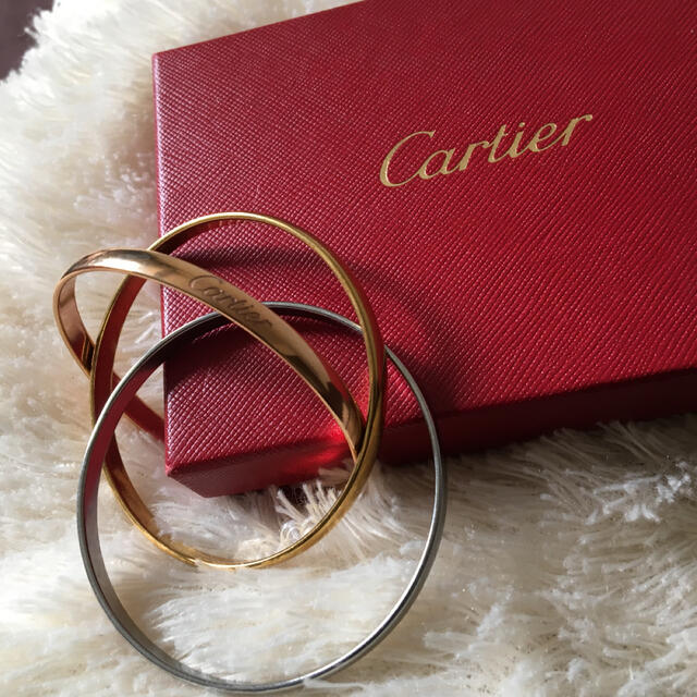 Cartier(カルティエ)の3連ブレスレット レディースのアクセサリー(ブレスレット/バングル)の商品写真