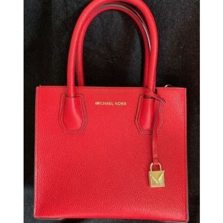 マイケルコース(Michael Kors)の極美品　マイケルコース　本革バッグ　メッセンジャールブタン エミリアウィズ(ハンドバッグ)