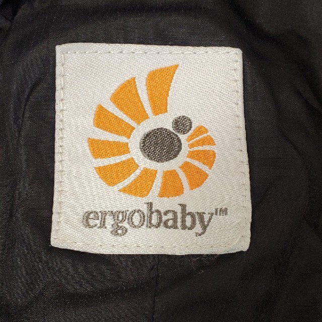 Ergobaby(エルゴベビー)のergo baby  抱っこ紐 キッズ/ベビー/マタニティの外出/移動用品(抱っこひも/おんぶひも)の商品写真