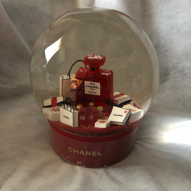 【ジャンク品】CHANEL ビッグ電動スノードーム | フリマアプリ ラクマ