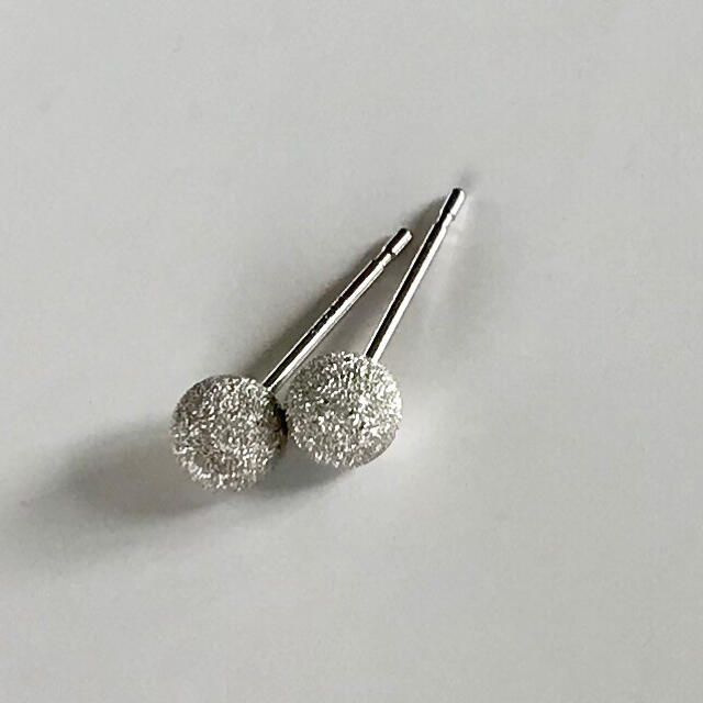 pt900  ピアス  丸玉ピアス  4mmプラチナフラッシュボールピアス