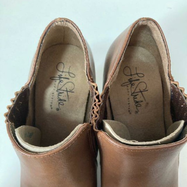 REGAL(リーガル)の【美品】リーガル  ブーティ  ショートブーツ  22、5 レディースの靴/シューズ(ブーツ)の商品写真