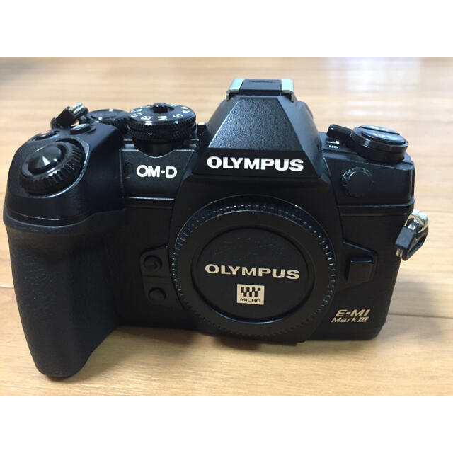 OLYMPUS(オリンパス)のオリンパス OM-D E-M1 Mark Ⅲ ボディ スマホ/家電/カメラのカメラ(ミラーレス一眼)の商品写真