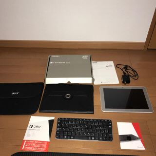 トウシバ(東芝)のdynabook Tab S50・タブレットホルダー・キーボード他セット(タブレット)