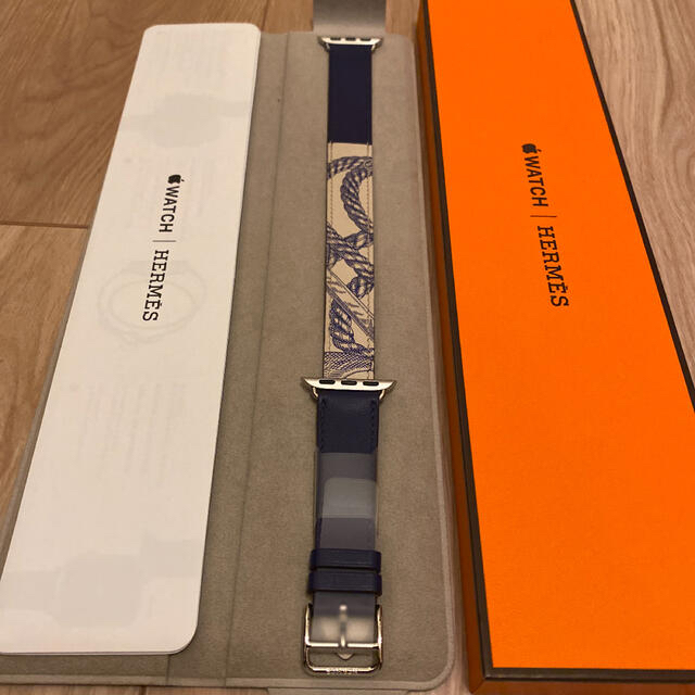 Hermes - 新品AppleWatch HERMES バンドヴォースウィフト　38/40mm