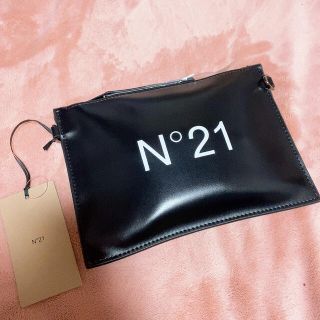 N°21 - N˚21 ミニポーチセットの通販 by かな's shop｜ヌメロ ...