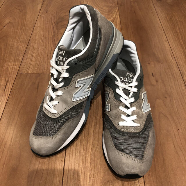 new balanceスニーカーM997GY