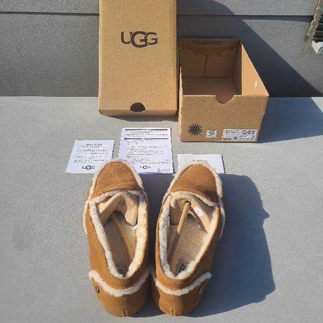 UGG(アグ)のUGG HALEY(アグ ヘイリー) レディースの靴/シューズ(スリッポン/モカシン)の商品写真