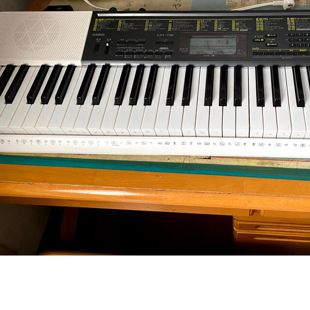 CASIO(カシオ)のカシオ　キーボード　LK-116 楽器の鍵盤楽器(キーボード/シンセサイザー)の商品写真