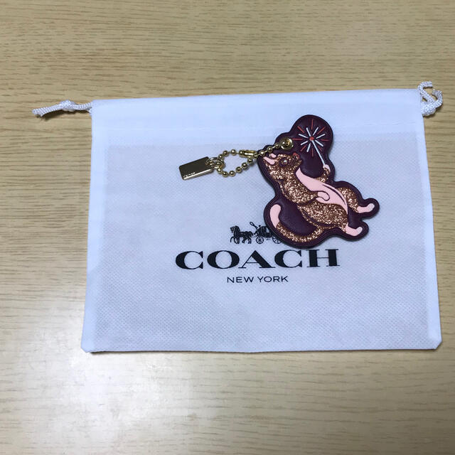 COACH(コーチ)の【値下げ】【送料込み】コーチ　キーホルダー　ネコ　ノベルティ メンズのファッション小物(キーホルダー)の商品写真