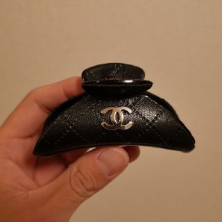 CHANEL(バレッタ/ヘアクリップ)のフリマアイテム一覧 CHANEL(バレッタ/ヘアクリップ)のフリマアイテム一覧