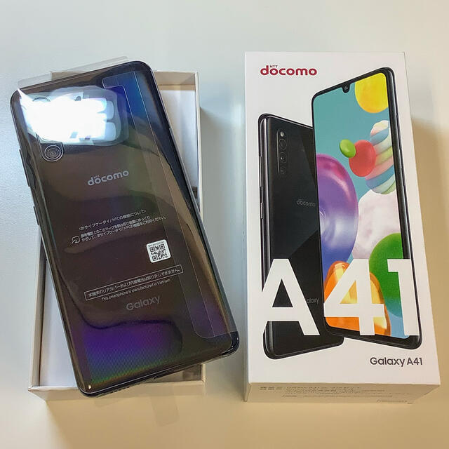 SAMSUNG(サムスン)の【新品未使用品】Galaxy A41 ブラック docomo版 スマホ/家電/カメラのスマートフォン/携帯電話(スマートフォン本体)の商品写真