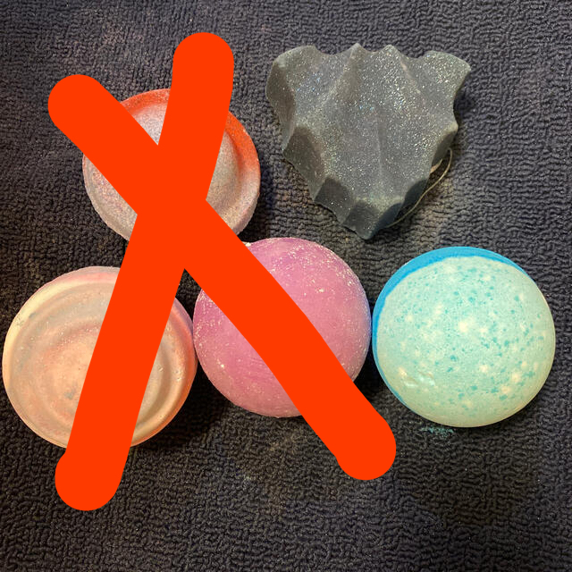 LUSH(ラッシュ)の専用 LUSH バスボムセット コスメ/美容のボディケア(入浴剤/バスソルト)の商品写真