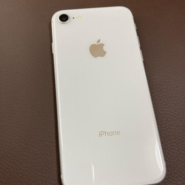 iPhone8 64GB シルバー　SIMロック解除済み