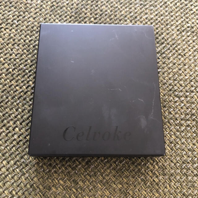 Cosme Kitchen(コスメキッチン)の秋色　Celvoke ヴォランタリーベイシス アイパレット　セルヴォーク　06 コスメ/美容のベースメイク/化粧品(アイシャドウ)の商品写真