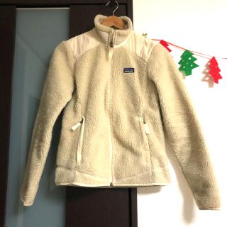 パタゴニア(patagonia)のおすすめ✨　パタゴニア　ボア　フリース　ベージュ　ホワイト系　防寒　アウトドア(ブルゾン)