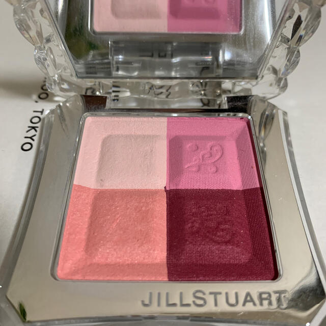 JILLSTUART(ジルスチュアート)のJILLSTUART チーク コスメ/美容のベースメイク/化粧品(チーク)の商品写真