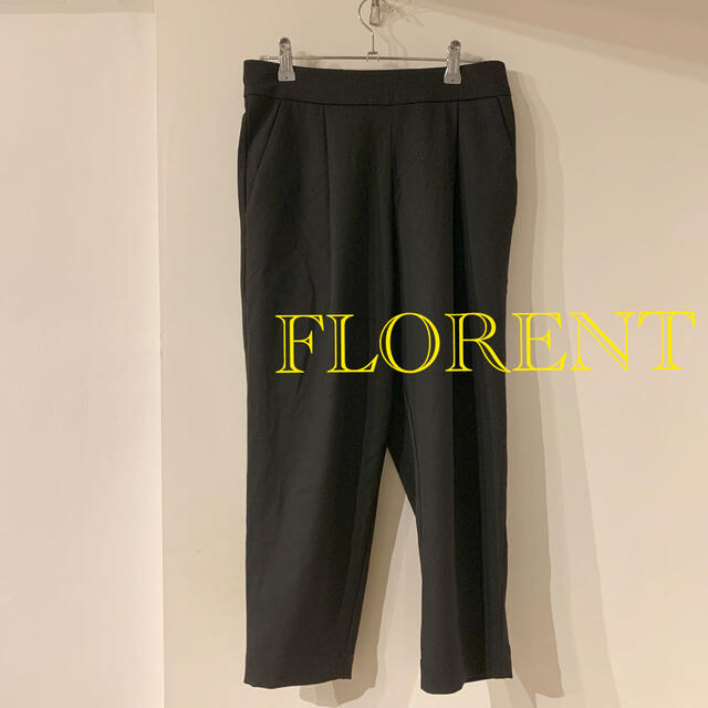 FLORENT(フローレント)の【美品】FLORENT ブラック ８分丈 レディースのパンツ(クロップドパンツ)の商品写真