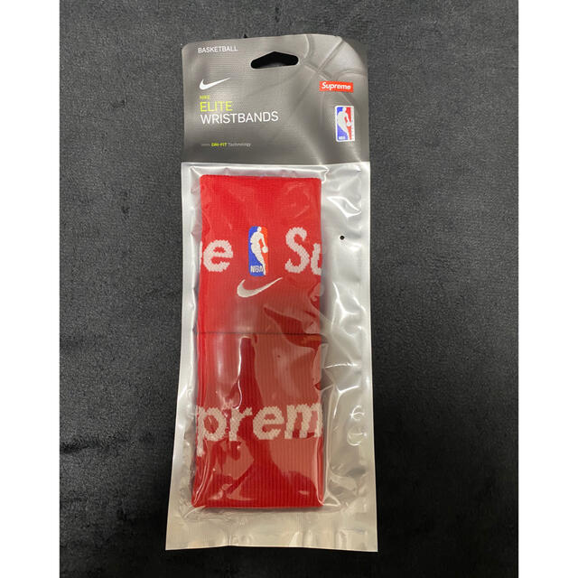 Supreme(シュプリーム)のsupreme NBA  wristband  リストバンド メンズのアクセサリー(バングル/リストバンド)の商品写真