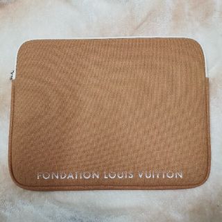 ルイヴィトン(LOUIS VUITTON)のルイヴィトン フォンダシオン フォンダシオンルイヴィトン パソコンケース バッグ(ポーチ)