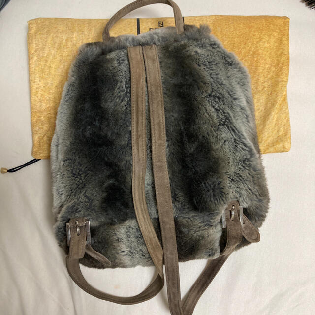 FENDI(フェンディ)のFENDI ファーリュック　最終値下げ❣️ レディースのバッグ(リュック/バックパック)の商品写真