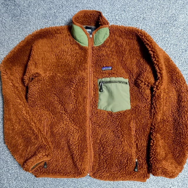 patagonia(パタゴニア)のpatagonia　パタゴニア　クラシックレトロカーディガン メンズのジャケット/アウター(その他)の商品写真