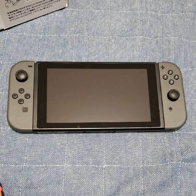ニンテンドースイッチ本体+ジョイコン赤青 ニンテンドースイッチ本体+ジョイコン赤青