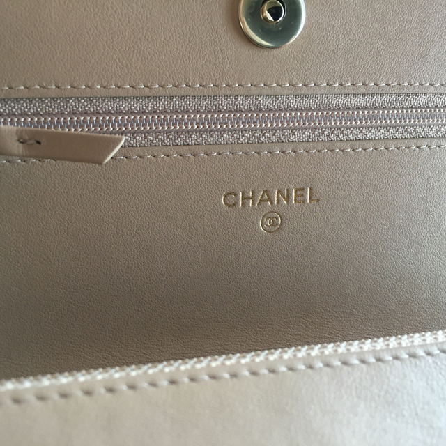 CHANEL(シャネル)のシャネル  CCフィリグリー　チェーンウォレット レディースのバッグ(ショルダーバッグ)の商品写真
