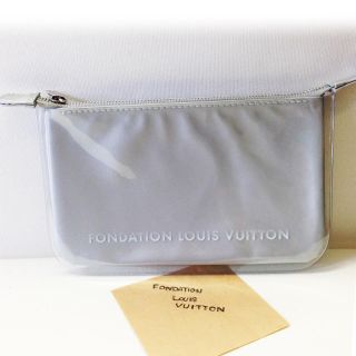 ルイヴィトン(LOUIS VUITTON)のルイヴィトン美術館限定★ポーチ(ポーチ)