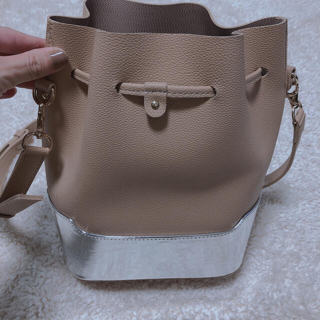 ZARA(ザラ)の新品韓国バッグᕱ⑅︎ᕱ国内にない珍しいデザインᕱ⑅︎ᕱ レディースのバッグ(ショルダーバッグ)の商品写真