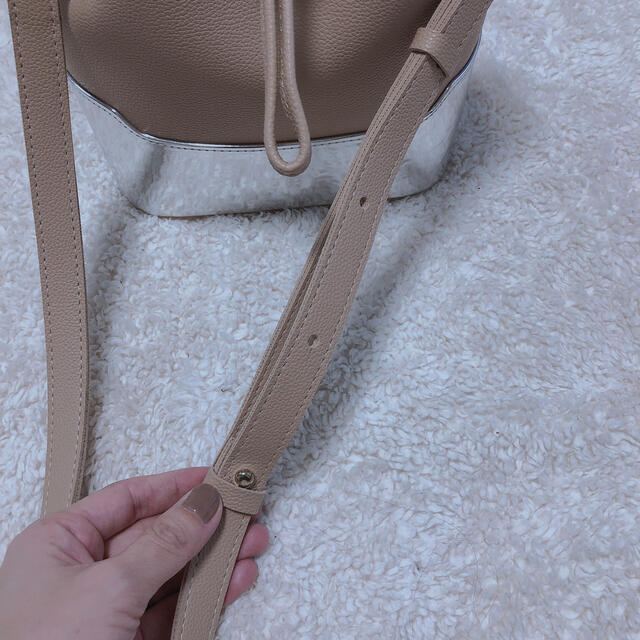 ZARA(ザラ)の新品韓国バッグᕱ⑅︎ᕱ国内にない珍しいデザインᕱ⑅︎ᕱ レディースのバッグ(ショルダーバッグ)の商品写真