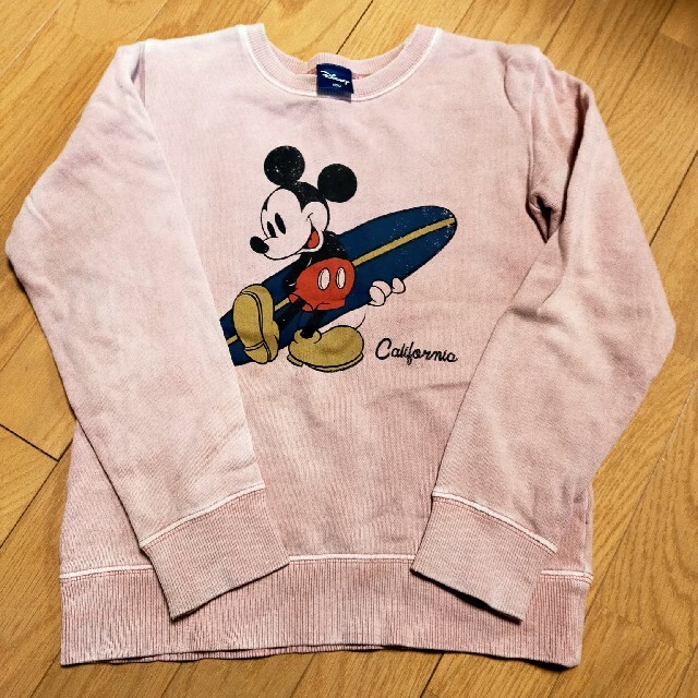 Disney(ディズニー)のサーフミッキー KIDSトレーナー キッズ/ベビー/マタニティのキッズ服男の子用(90cm~)(Tシャツ/カットソー)の商品写真