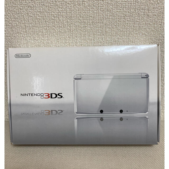 ニンテンドー3DS(ニンテンドー3DS)のNINTENDO 3DS アイスホワイト　YUU様専用 エンタメ/ホビーのゲームソフト/ゲーム機本体(家庭用ゲーム機本体)の商品写真