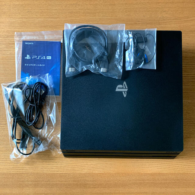 PlayStation4 Pro 本体 CUH-7200B B01