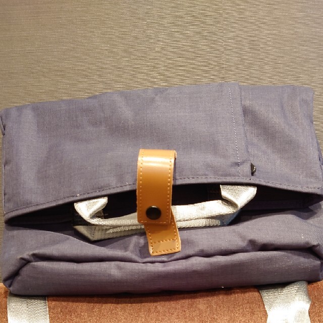 ショルダーバッグ 折りたたみ式 メンズのバッグ(ショルダーバッグ)の商品写真