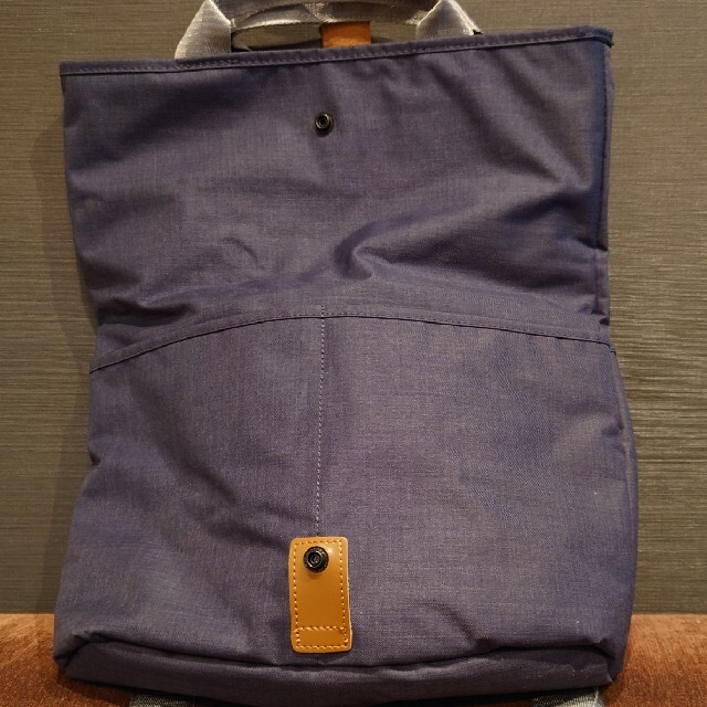 ショルダーバッグ 折りたたみ式 メンズのバッグ(ショルダーバッグ)の商品写真