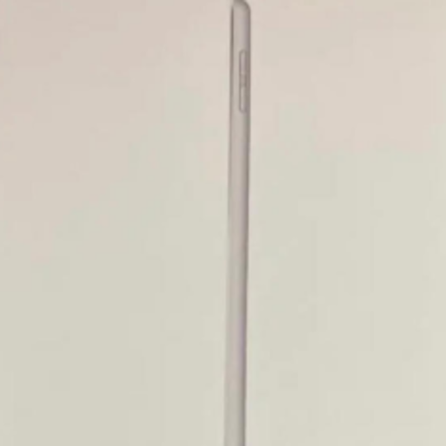 Apple - 新品　iPad 第8世代 128GB Wi-Fi シルバー　MYLF2J/A