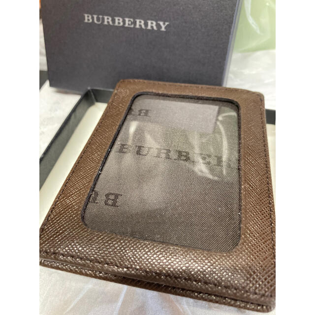 BURBERRY(バーバリー)のBurberry バーバリー　カード・定期入れ レディースのファッション小物(名刺入れ/定期入れ)の商品写真