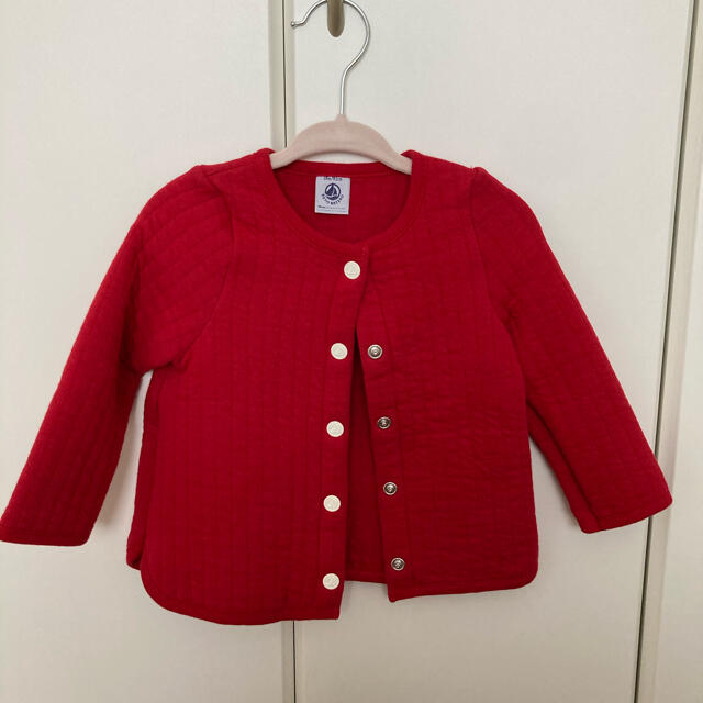 PETIT BATEAU(プチバトー)のPetit Bateau キルティングカーディガン　18months  キッズ/ベビー/マタニティのベビー服(~85cm)(ジャケット/コート)の商品写真