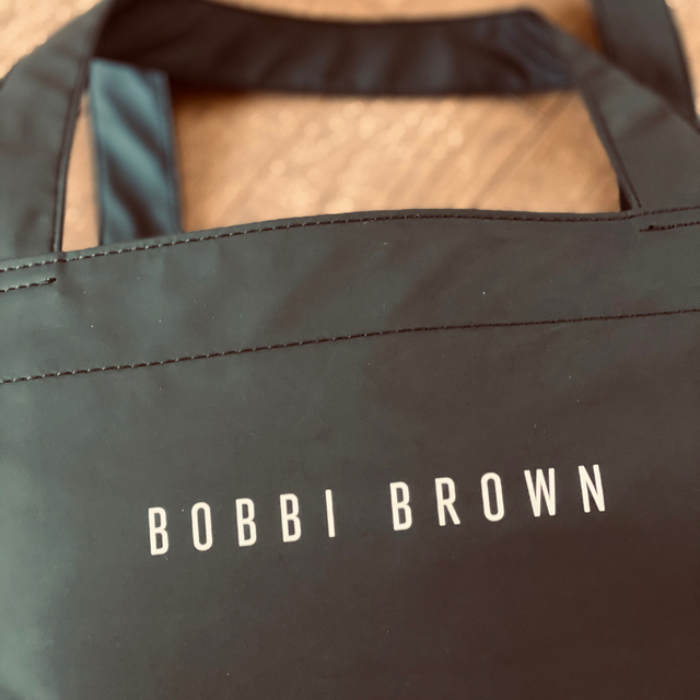 BOBBI BROWN(ボビイブラウン)のBOBBIE BROWN トート エコバッグ【新品 未使用】 レディースのバッグ(エコバッグ)の商品写真