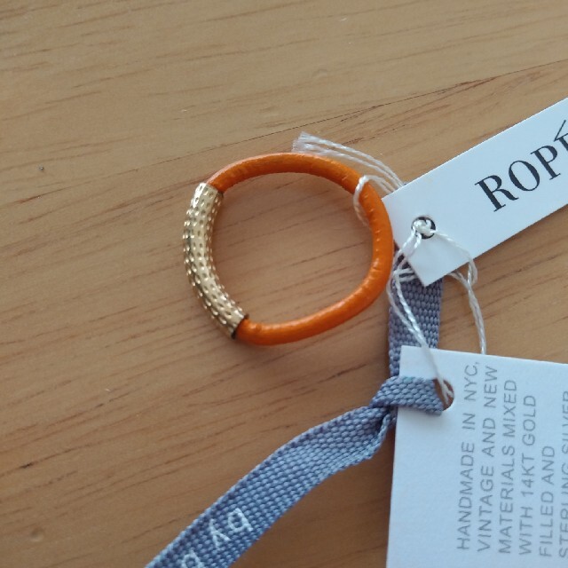 ROPE’(ロペ)のレザーリング　2個セット レディースのアクセサリー(リング(指輪))の商品写真