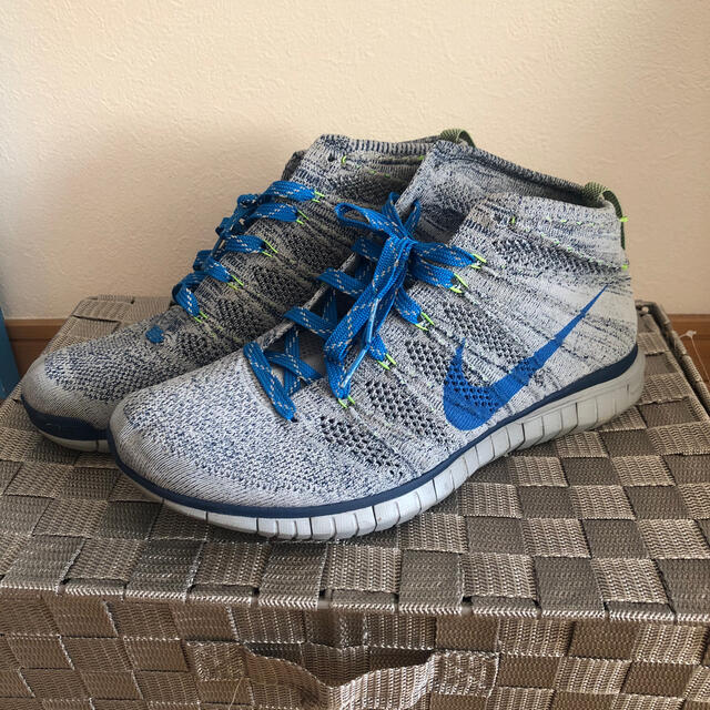 NIKE FLYKNIT CHUKKA