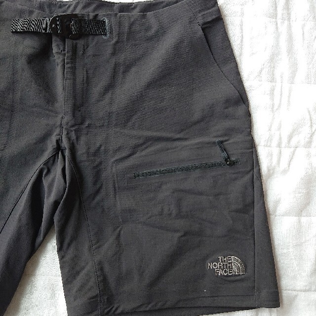 THE NORTH FACE(ザノースフェイス)のはとはと様 THE NORTH FACE メテオショーツ メンズのパンツ(ショートパンツ)の商品写真