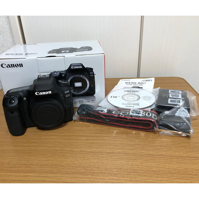 超歓迎 Canon - キャノン Canon EOS 80D ボディ デジタル一眼