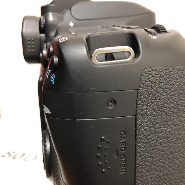 Canon(キヤノン)のキャノン　Canon EOS 80D ボディ スマホ/家電/カメラのカメラ(デジタル一眼)の商品写真