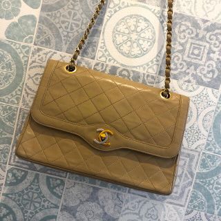 シャネル(CHANEL)のCHANEL希少マトラッセパリ限定ヴィンテージシャネルチェーンバッグ本物ベージュ(ショルダーバッグ)