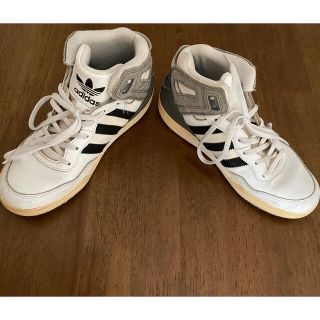 アディダス(adidas)のadidas ハイカットスニーカー　23.5〜24.5(スニーカー)